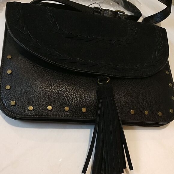 👌Beautiful Vegan Black Tassel Purse - Picture 1 of 6
